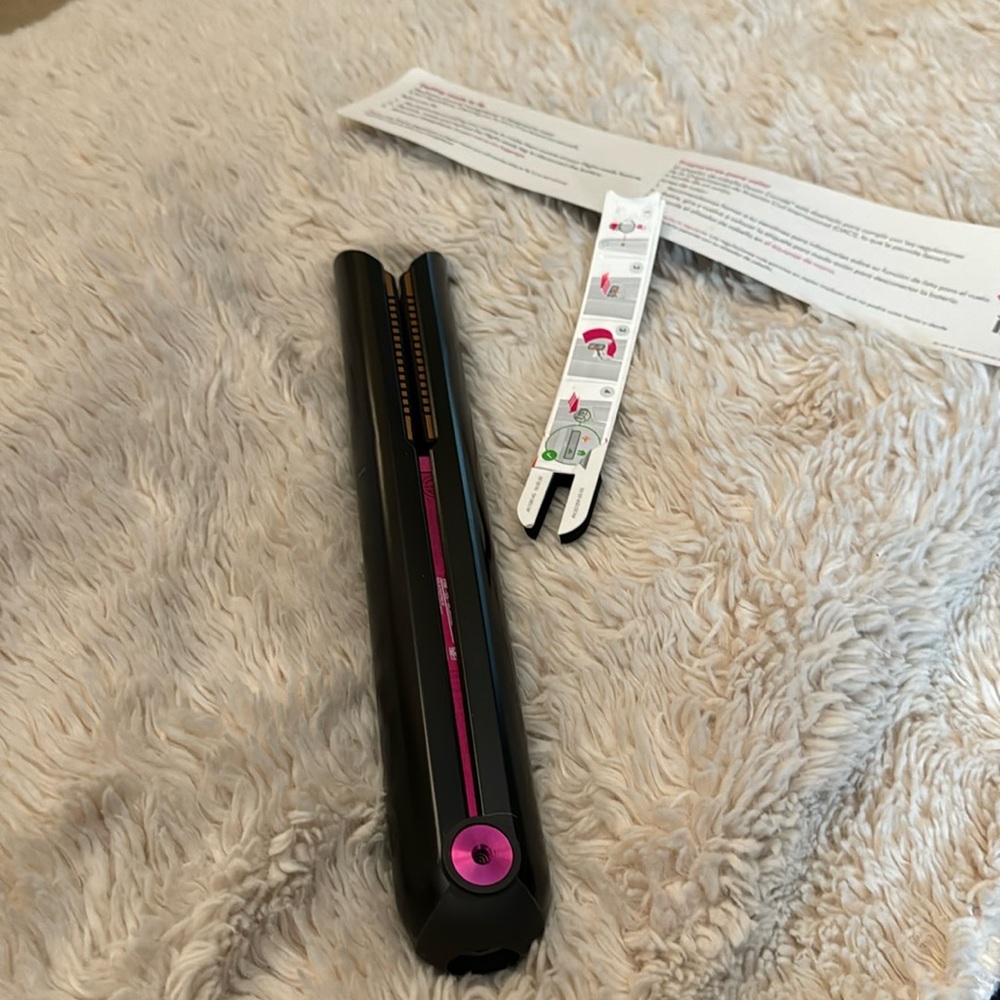 Dyson flat iron